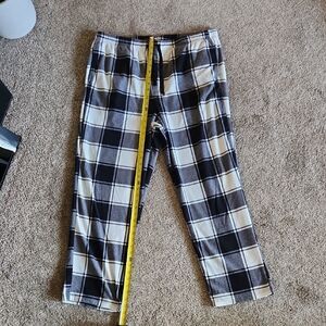Sonoma Black and White Plaid Men's Joggers